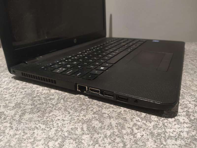 HP 15 Intel Celeron 15.6" Display For Spares/Repairs