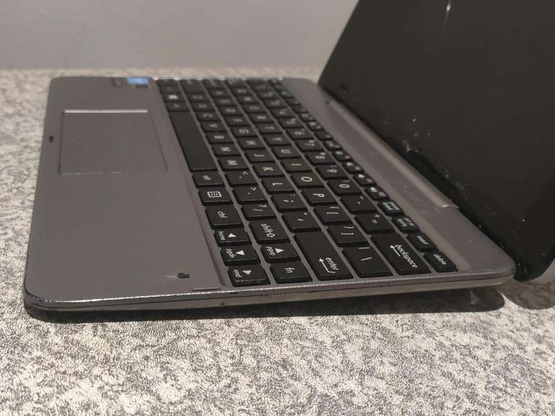Asus Mini Windows Laptop/Tablet 11" Display Intel Celeron Processor for Spares/Repairs