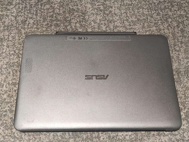Asus Mini Windows Laptop/Tablet 11" Display Intel Celeron Processor for Spares/Repairs