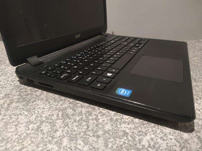 Acer Aspire Intel Celeron Processor 15.6" Display 4GB RAM 500GB HDD WINDOWS 10