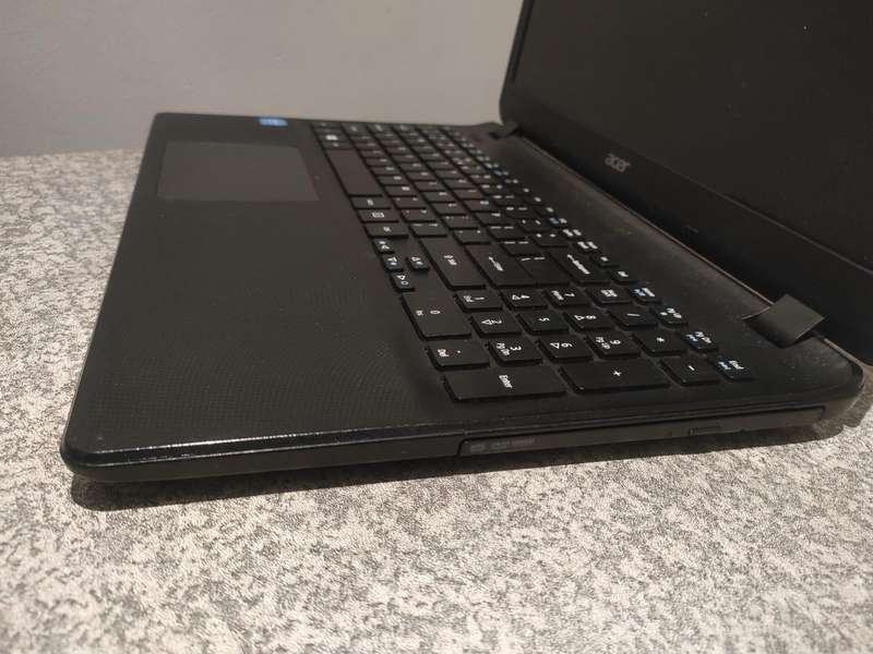 Acer Aspire Intel Celeron Processor 15.6" Display 4GB RAM 500GB HDD WINDOWS 10