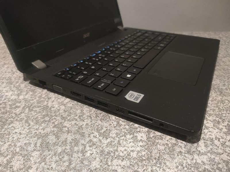 Acer Travelmate P214 Intel Core i5 10th Gen 14" Display for Spares/Repairs