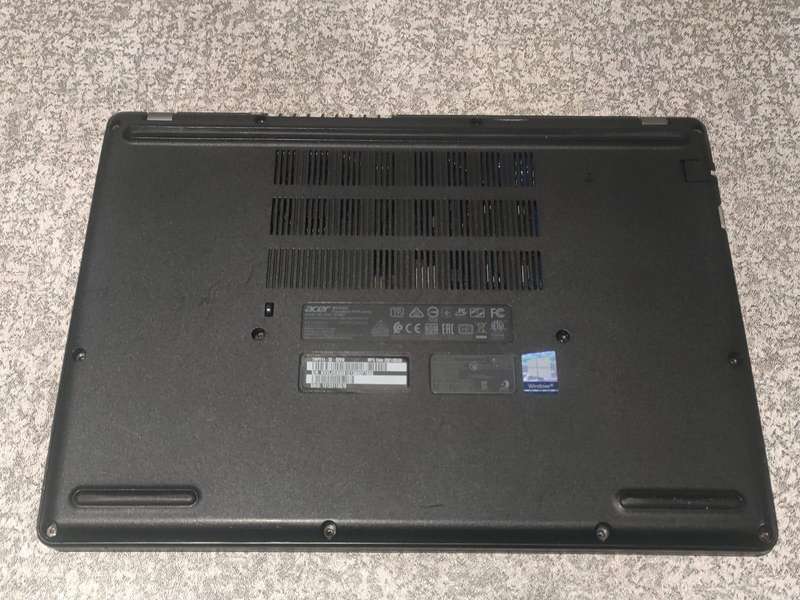 Acer Travelmate P214 Intel Core i5 10th Gen 14" Display for Spares/Repairs