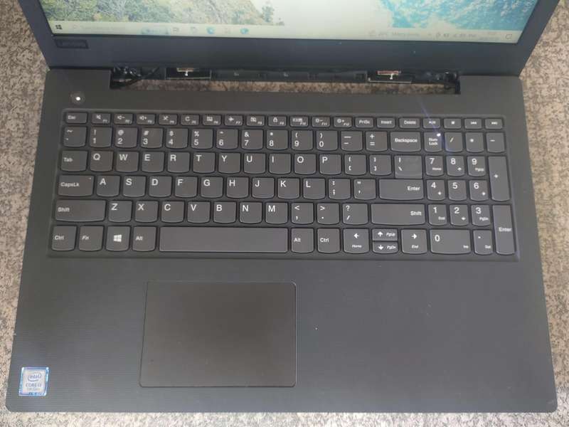 Lenovo IdeaPad V130 15IKB 15.6" Display Intel Core i3 7020U 8GB Ram 1TB Drive WINDOWS 10