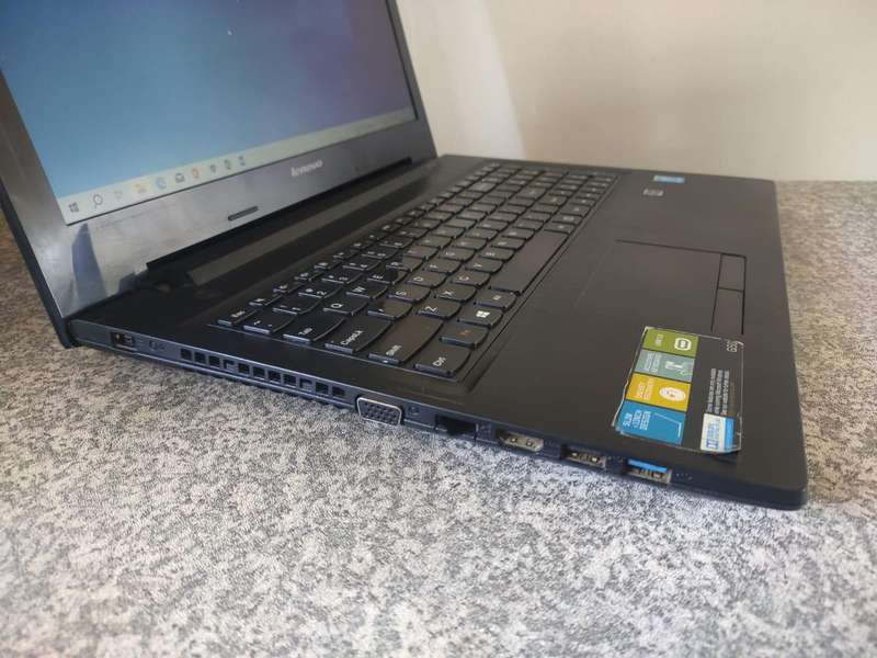 Lenovo G50 Intel Core i3-4005U HD Display 4GB RAM 500GB HD DVD HDMI WIFI WINDOWS 10