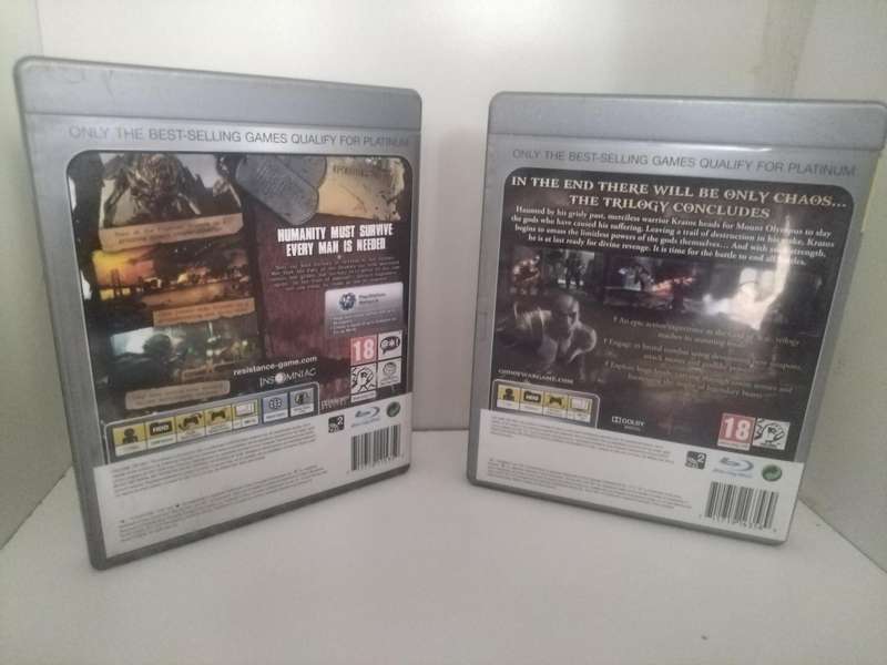 2x PS3 (Playstation 3) Resistance 2 and GOW Games Bundle.
