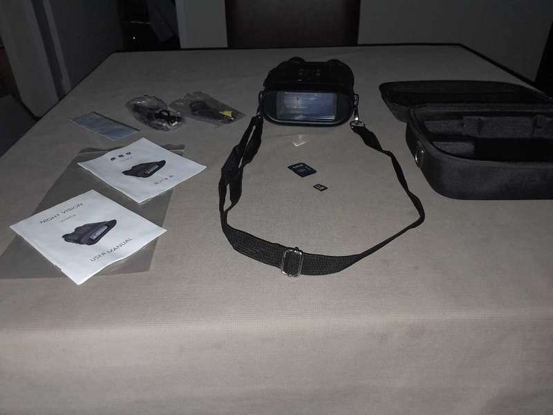 Night vision binoculars
