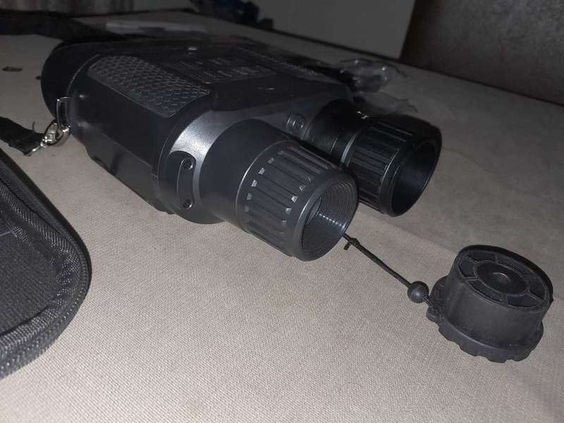 Night vision binoculars