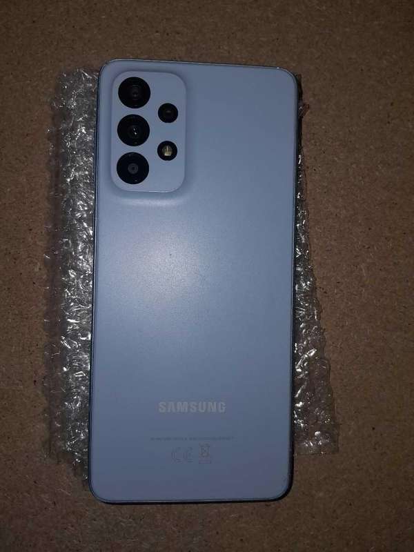 5G smartphone, bargain : negotiable