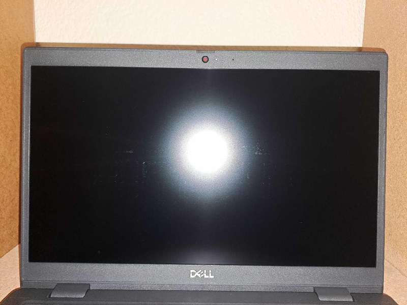 11th gen demo laptop no box but with warranty till 2027