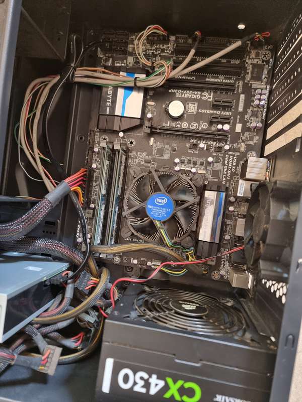 Gigabyte Ultra Durable GA-Z87-D3HP PC with Int Core i7-4770 8GB Ram, 120GB , Corsiar CX 430 80 Plus