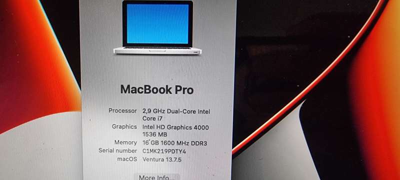 Mid 2012 MacBook Pro 13"| Intel Core i7| 16GB Memory| 240GB SSD This is great upgraded must go toda