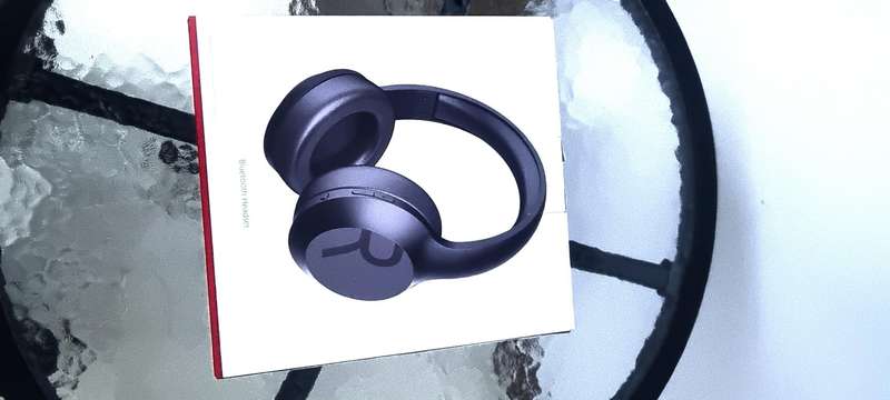 REMAX RB-660HB wired/Wireless Bluetooth 5.0 Headphone 10 Hours play and 30 Hours Standby.