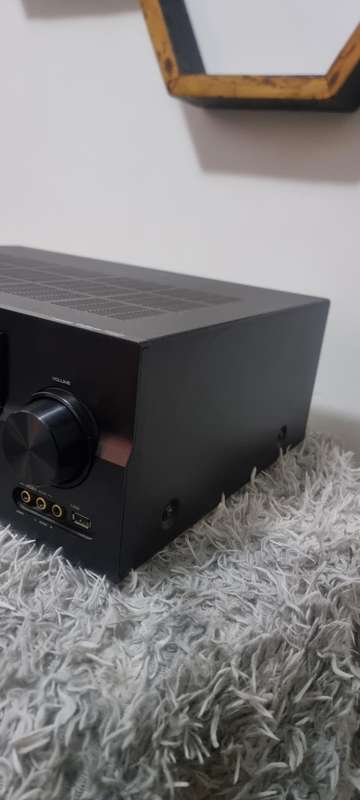 Yamaha RX-V1065 AVR Receiver/Amplifier