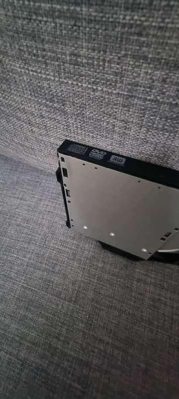 Hewlett Packard HP - AD-7561S - CD/DVD±RW / DVD-ROM/RAM SATA Drive