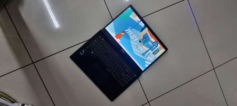 MSI Modern 15 H B13M Workstation Laptop| Core i9-13900H 13th Gen, 16GB Memory, 1TB/1000GB fast Nvme