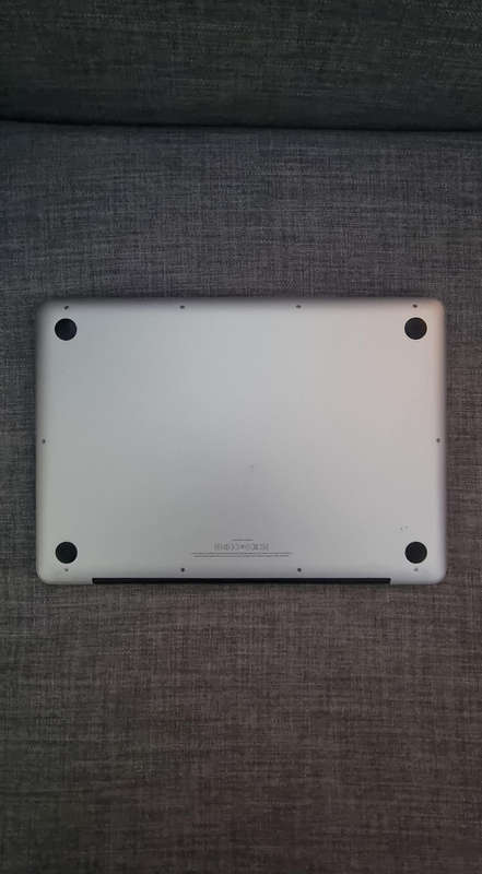 Apple MacBook Pro 13" (Mid 2012)| Intel Core i5 @ 2.5GHz| 8GB Ram| 120GB SSD