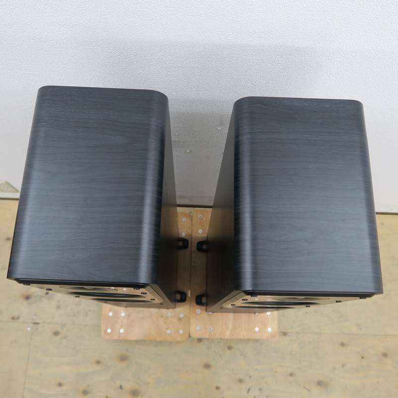 PolkAudio Signature Elite ES50 Floor-Standing Speakers pair