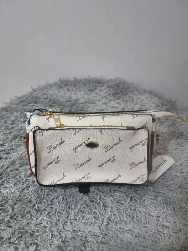 Elegance in Every Detail The Perfect Mini Crossbody Bag for Ladies