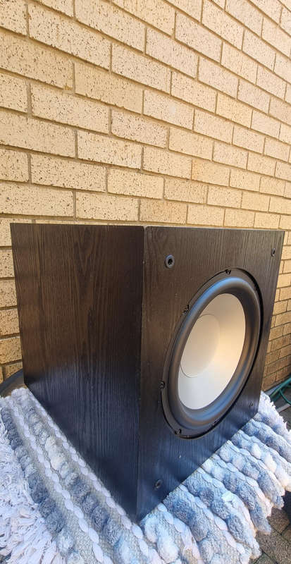 Jamo J10 SUB (Black) Subwoofer
