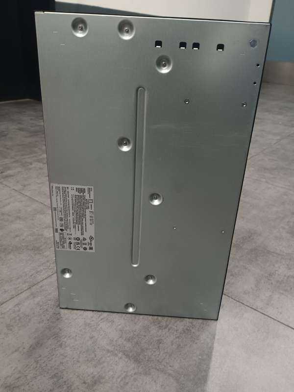 Aruba 6000 HPE R8N87A Switch