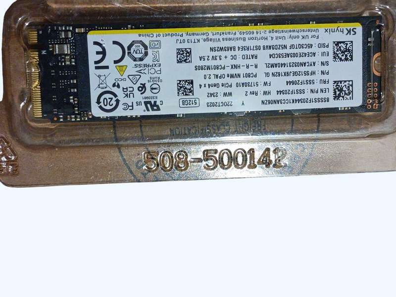 SK hynix 512GB Gen 4 NVMe SSD