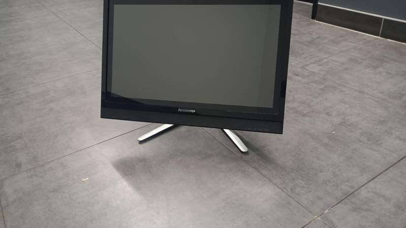 Lenovo ThinkCentre C460 21.5" Touchscreen| Intel Core i5-4th| 8GB Memory| 250GB SSD