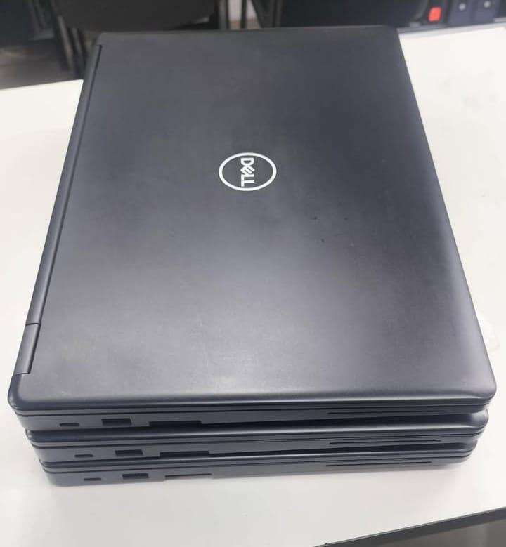 Dell Latitude 5490 14"| Core i5-8350U| 16GB DDR4 Memory| 256GB SSD, Charger included