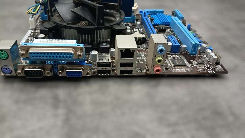ASUS H61M-C Board (Combo) with i5-2nd Gen| 8GB Memory DDR3