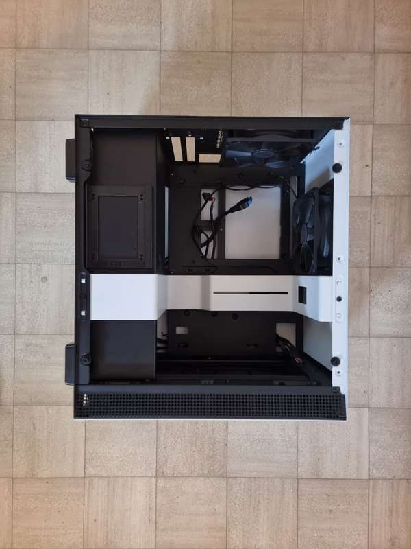 NZXT H200 WHITE/BLACK MINI-ITX CASE WITH TEMPERED GLASS