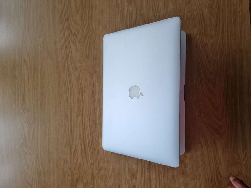 Mid 2014 MacBook Pro 15-inch Retina| Core i7, 16GB Ram, 512GB SSD with 2GB Dedicated  Graphics Card