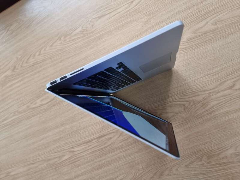 MacBook Pro (Retina, 15-inch, Mid 2015) Model, Core i7 Quard-Core CPU, 16GB Ram, 512GB SSD