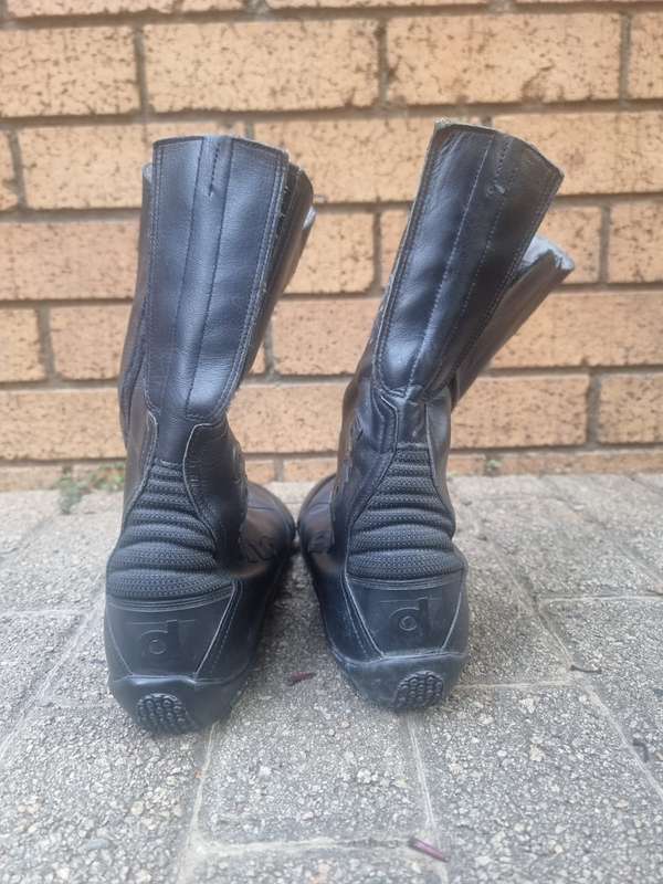 Daytona Road Star Pro GTX Motorcycle Boots Size EU: 44 US (Men): 10.5 UK (Men): 9.5 Foot Length