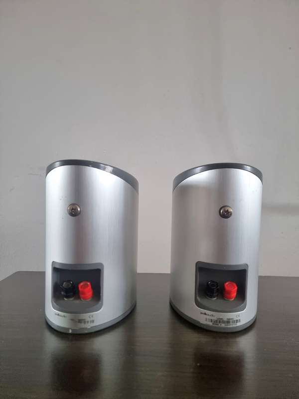 Polk Audio RM6801 Satellite Speaker designed for use in Home Theater Systems pair 2 speakers