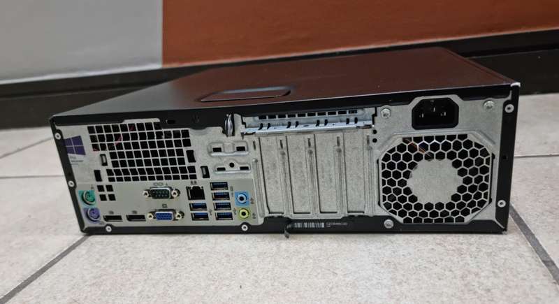 HP EliteDesk 800 G2 SFF  Intel i5, 6th Gen, 8GB RAM,256GB SSD
