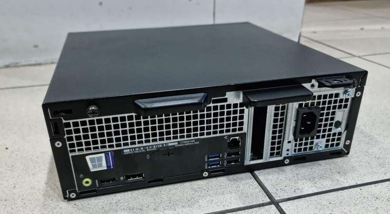 DELL OPTIPLEX 3050 SFF - I5 7500 - 8GB DDR4 - 256GB SSD