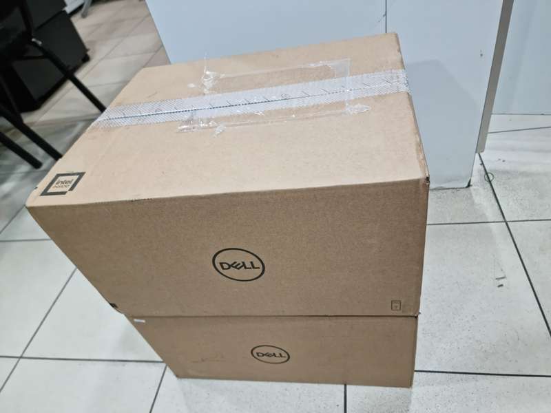 Dell OptiPlex 7020 SFF Desktop PC - Intel Core i5-12500, 8GB RAM 256GB SSD