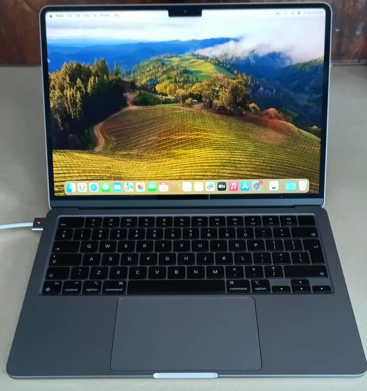 Apple Macbook Air M2, 8GB, 512GB, new.