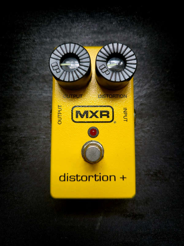 MXR M104 Distortion + Pedal