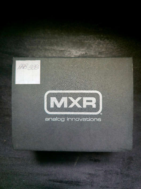 MXR M104 Distortion + Pedal