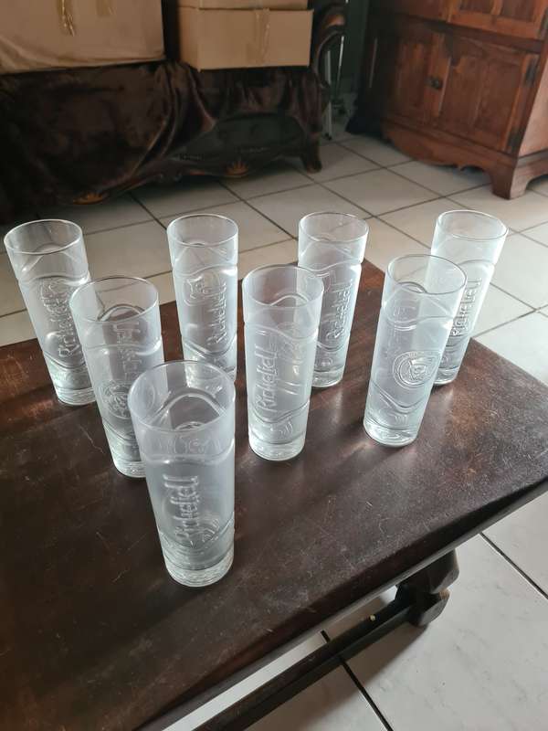 8 x Richelieu glasses