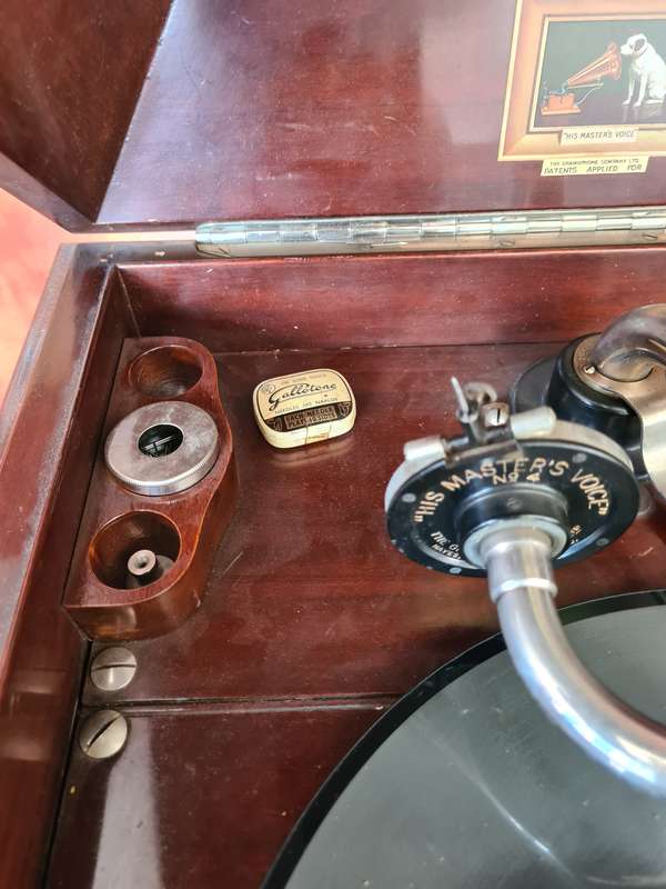 1920 His Masters Voice Gramophone