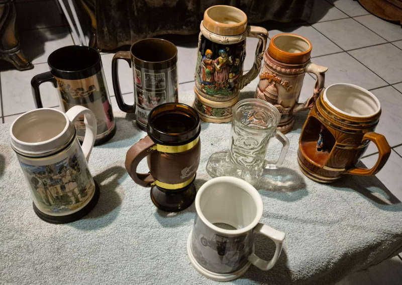 9x Collectible Beer Mugs