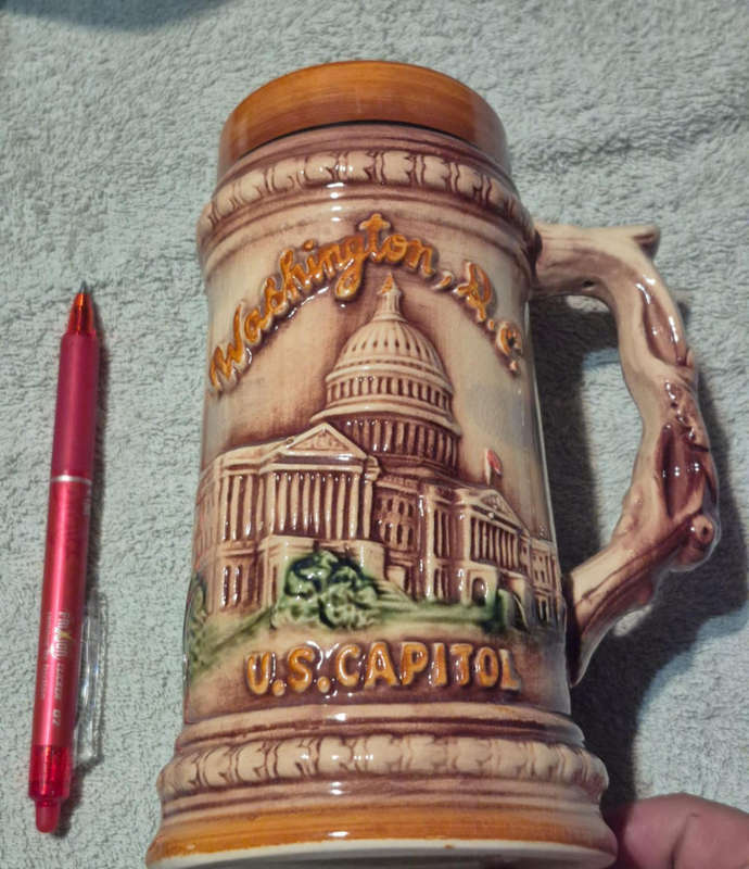 9x Collectible Beer Mugs