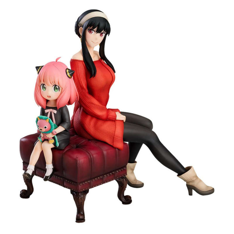 Spy X Family - Anya and Yor Sofa 15cm Figure