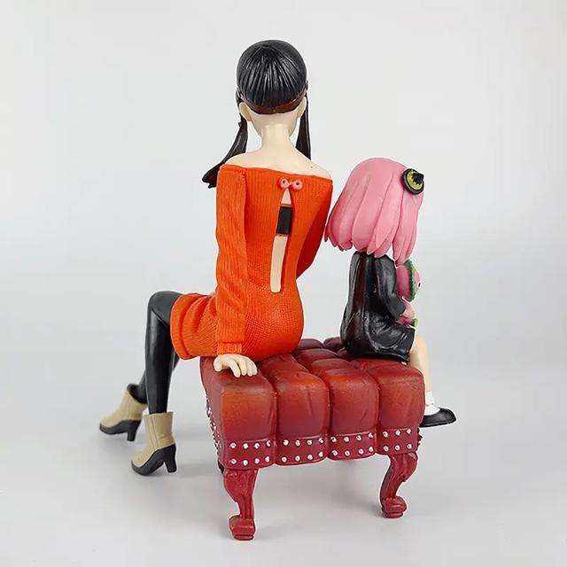 Spy X Family - Anya and Yor Sofa 15cm Figure