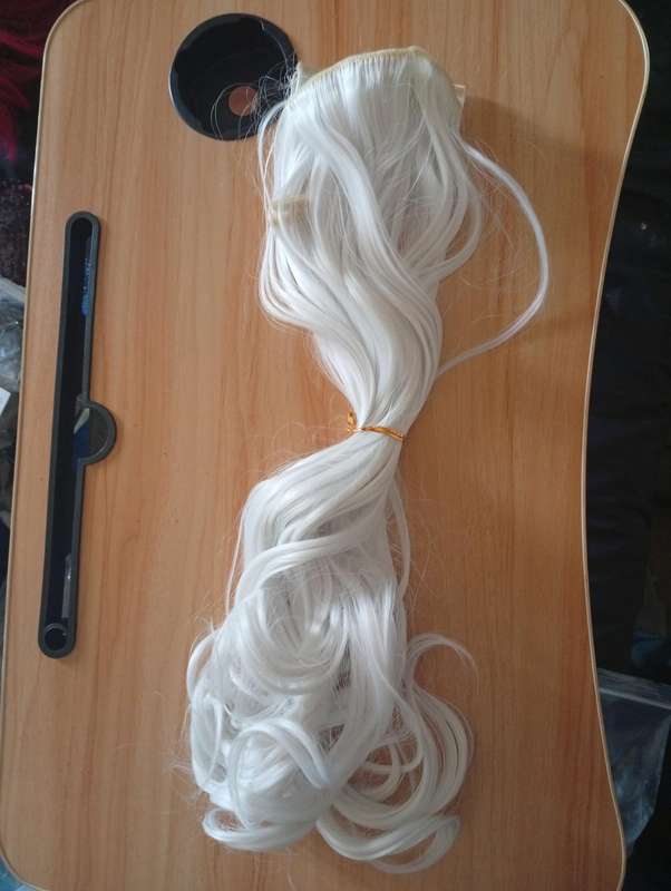 55-60cm Platinum White 10pc Sensational Clip In Extension