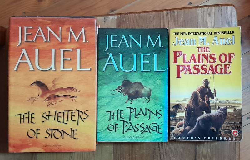 Jean M. Auel - set of 3 books