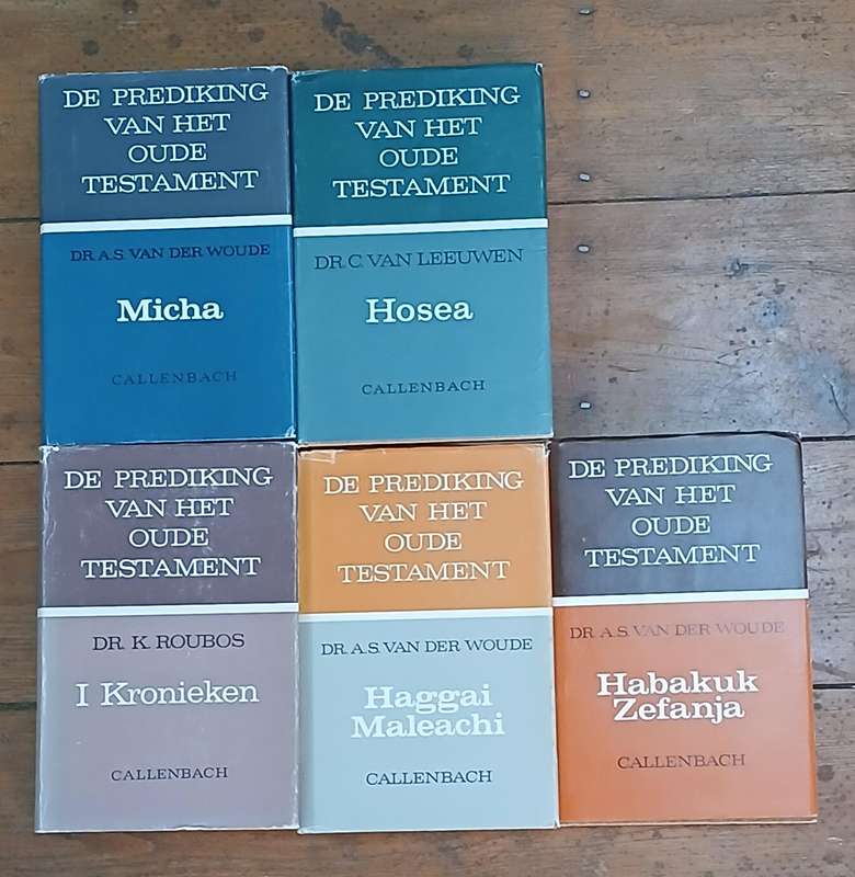 A set of 5 dutch books