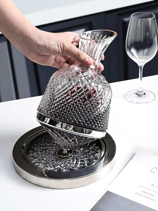 Luxury 1500ml Crystal Glass 360 Rotating Tumbler Wine Decanter